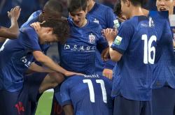 国安今日表现抢眼，申花整场无解，教练赛后亲自拥抱的简单介绍